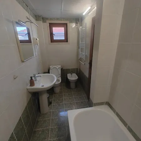 Olympic With Free Parking Guest house