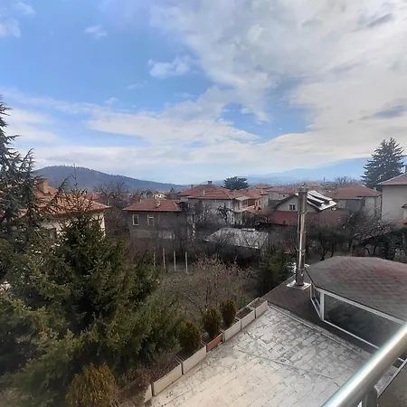 Olympic With Free Parking Guest house
