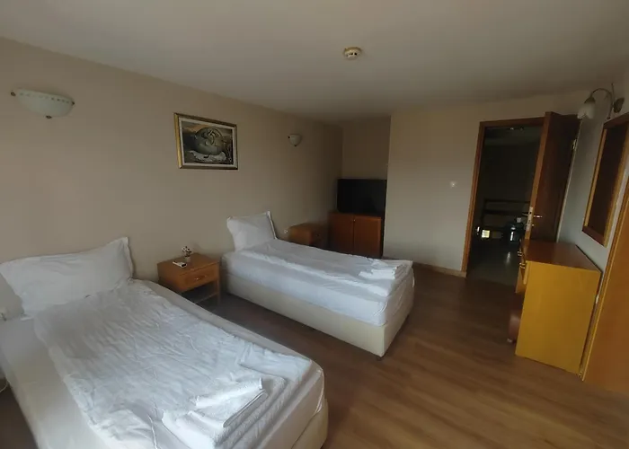 Olympic With Free Parking Guest house