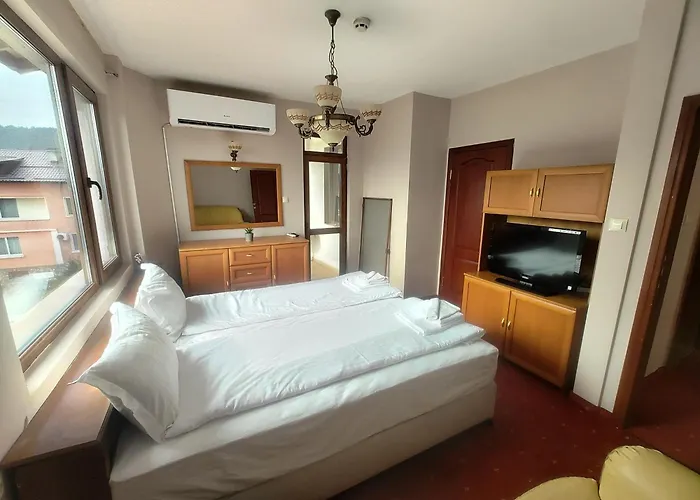 Olympic With Free Parking Guest house